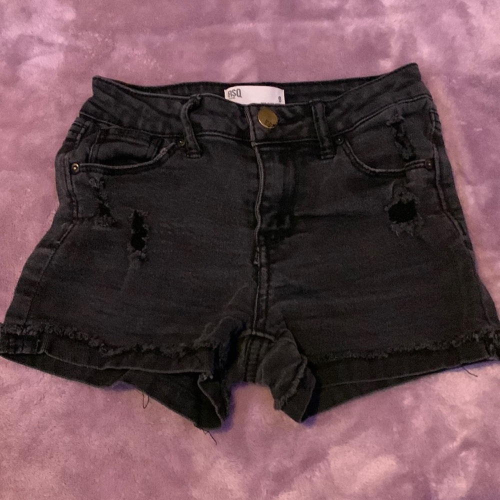 Black RSQ jean shorts. Size (8) girls